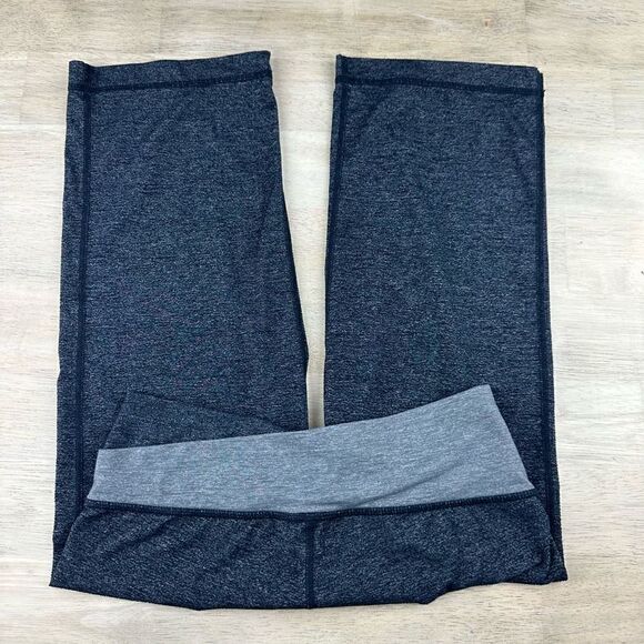 Lululemon Astro Crop Pant - Picture 2 of 6